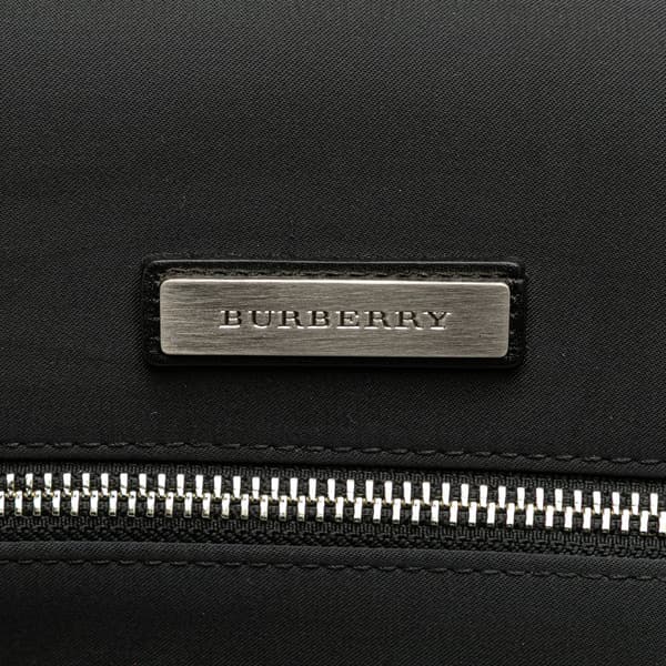 Pre-owned Burberry Nylon Crossbody Black