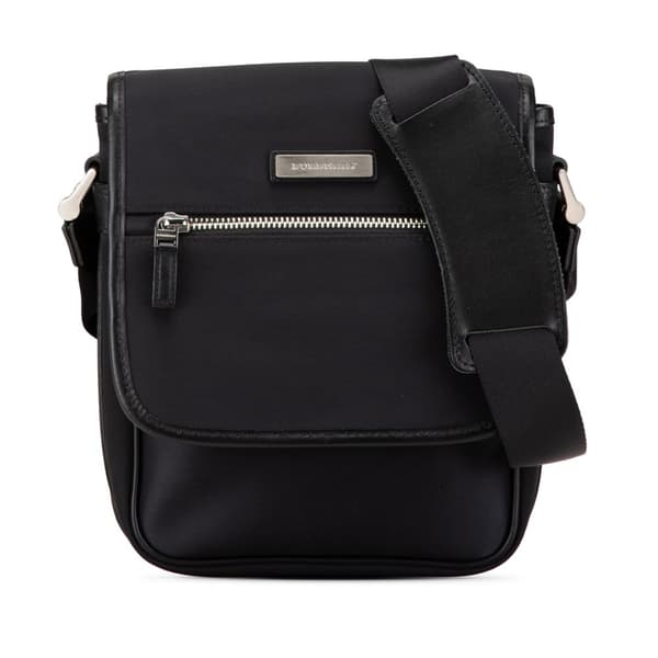 Pre-owned Burberry Nylon Crossbody Black