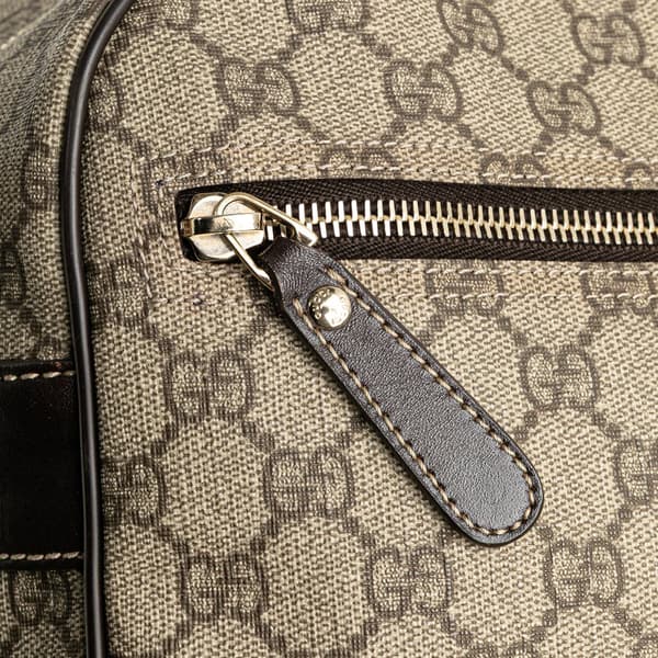 Pre-owned Gucci GG Supreme Crossbody Brown