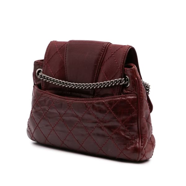 Pre-owned Chanel Medium Quilted Caviar and Aged Calfskin Bubble Graphic Messenger Bag Red