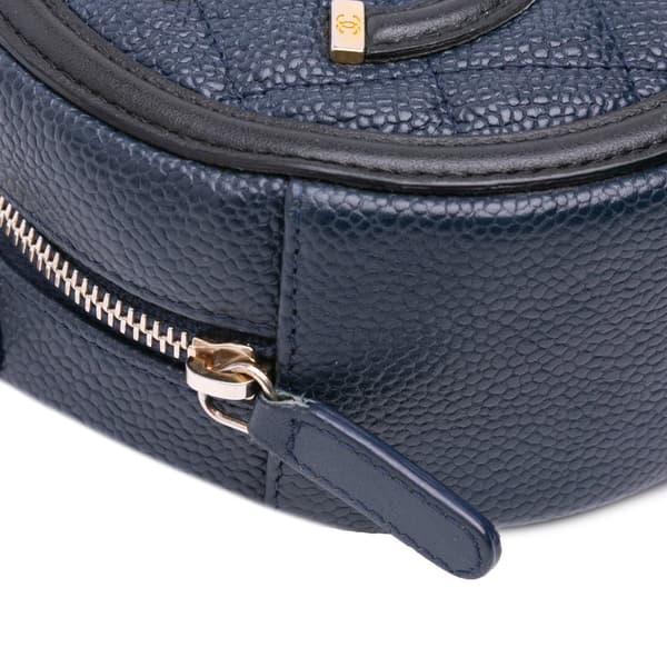 Pre-owned Chanel Caviar CC Filigree Round Crossbody Bag Blue
