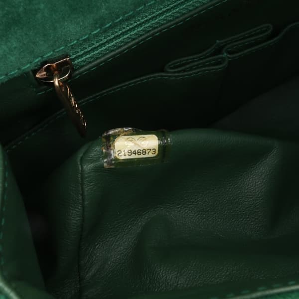 Pre-owned Chanel Small Suede and Lambskin Pagoda Flap Green