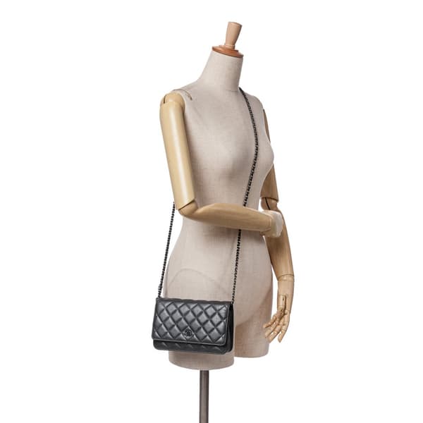 Pre-owned Chanel Quilted Aged Calfskin Tassel Wallet On Chain Gray