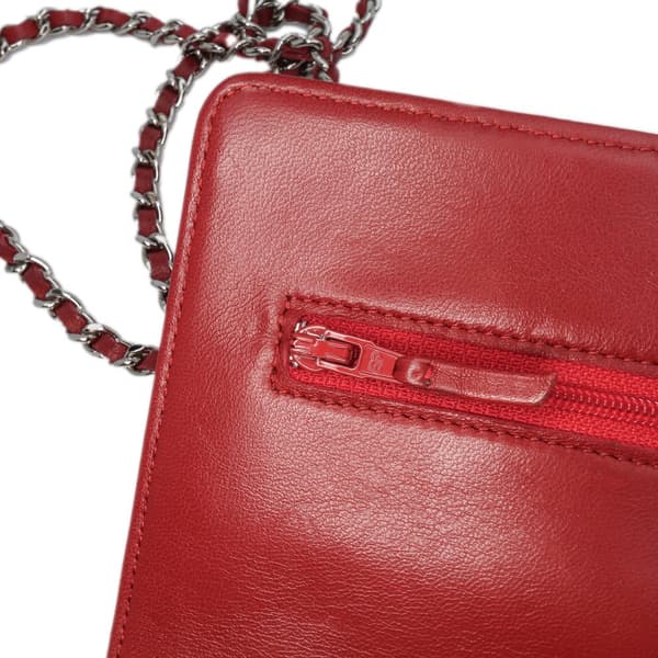 Pre-owned Chanel CC Quilted Lambskin Wallet on Chain Red