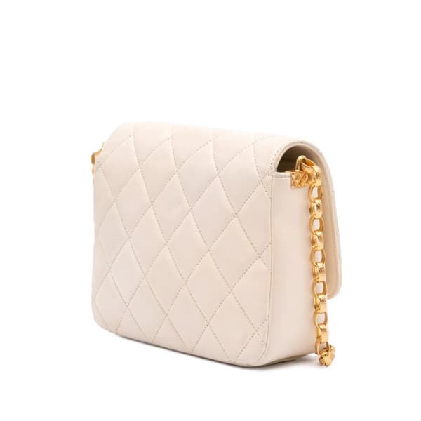 Pre-owned Chanel Medium Quilted Lambskin CC Coin Flap White