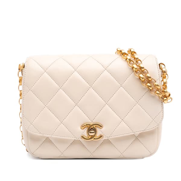 Pre-owned Chanel Medium Quilted Lambskin CC Coin Flap White