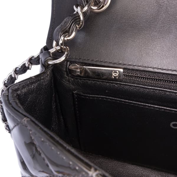 Pre-owned Chanel Mini Rectangular Classic Bicolor Patent Single Flap Red