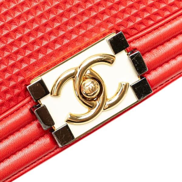 Pre-owned Chanel Old Medium Lambskin Embossed Cube Boy Flap Red