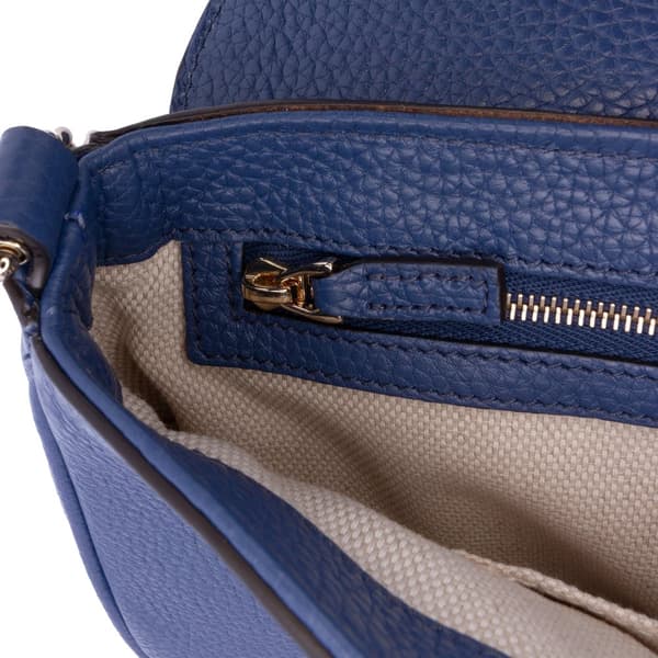 Pre-owned Gucci Medium Leather Soho Chain Flap Crossbody Blue