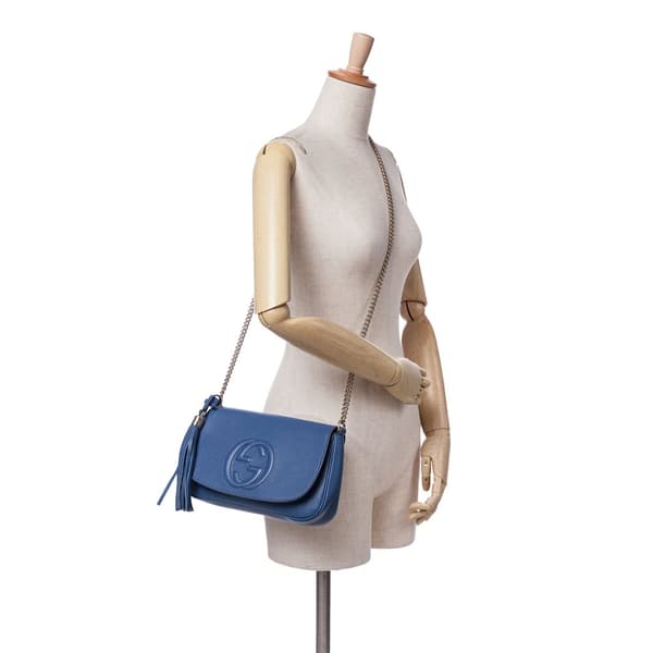 Pre-owned Gucci Medium Leather Soho Chain Flap Crossbody Blue