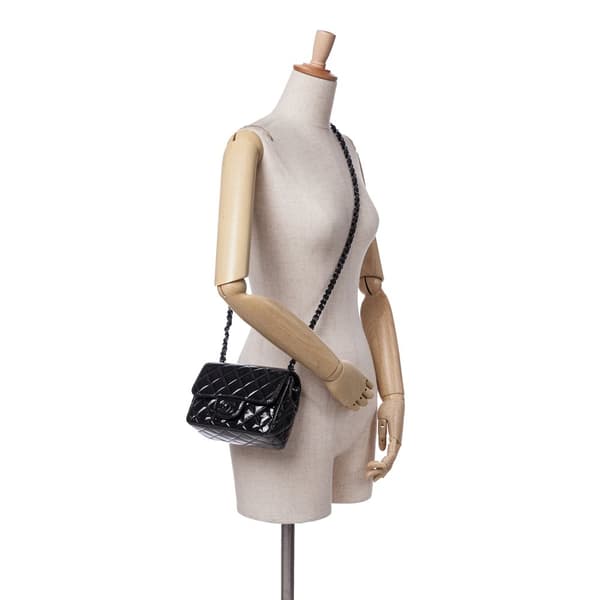 Pre-owned Chanel Mini Square Classic Patent So Black Single Flap Black