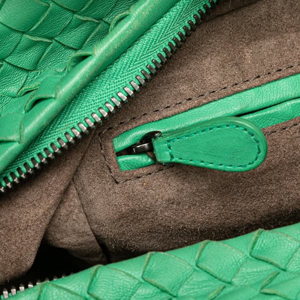 Pre-owned Bottega Veneta Nappa Intrecciato Cube Crossbody Green