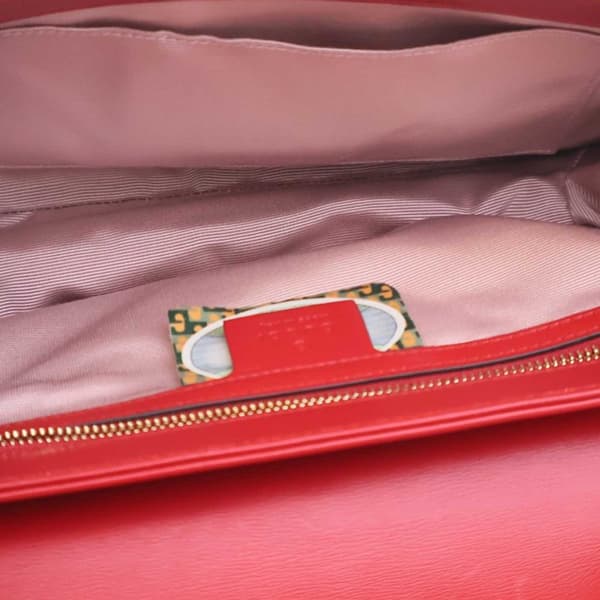 Pre-owned Gucci Medium Leather Rajah Crossbody Red