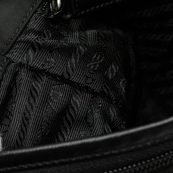 Pre-owned Prada Tessuto Buckle Messenger Bag Black