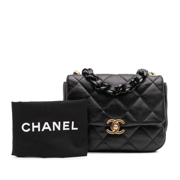 Pre-owned Chanel Mini Quilted Lambskin Lacquered Chain Flap Black
