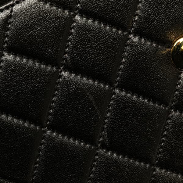 Pre-owned Chanel CC Quilted Lambskin Chain Flap Black