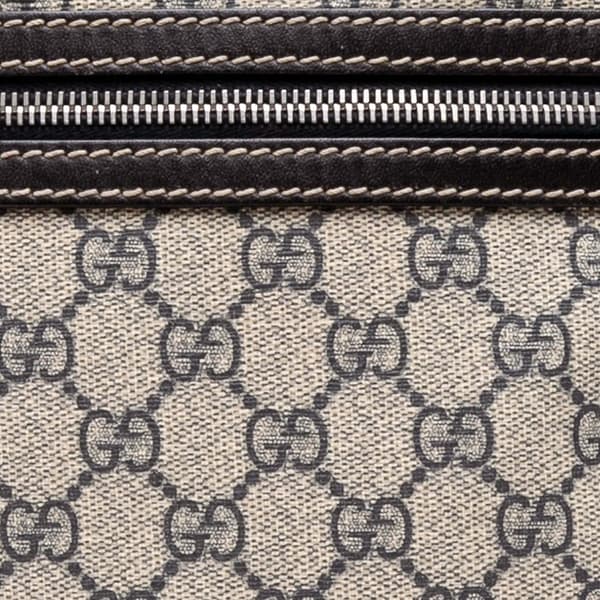 Pre-owned Gucci GG Supreme Crossbody Gray