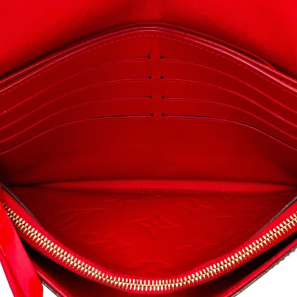 Pre-owned Louis Vuitton Monogram Vernis Pochette Felicie Red