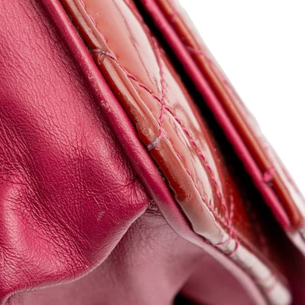 Pre-owned Chanel Quilted Patent Brilliant Wallet On Chain Red