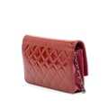 Miniatyrbild 2 av 10: Pre-owned Chanel Quilted Patent Brilliant Wallet On Chain Red