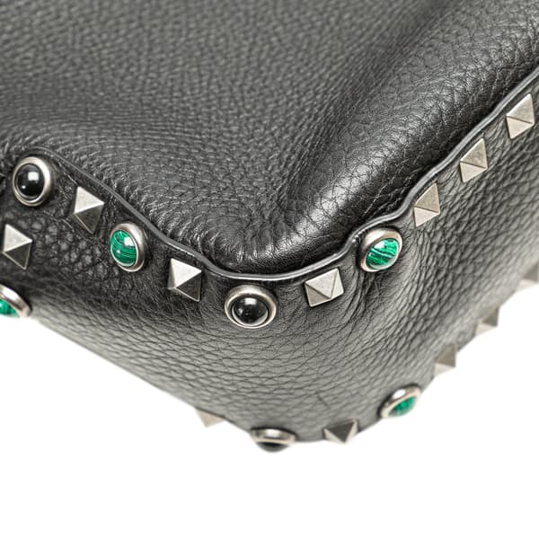 Pre-owned Valentino Pebbled Calfskin Rockstud Rolling Flap Messenger Bag Black