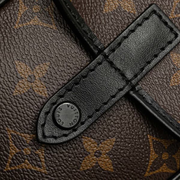 Pre-owned Louis Vuitton Monogram Macassar Christopher Wearable Brown