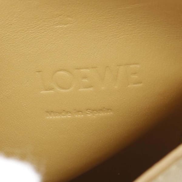 Pre-owned LOEWE Calfskin Dice Pocket Crossbody Brown