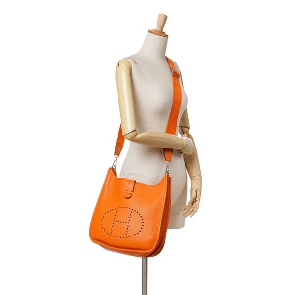 Pre-owned Hermès Clemence Evelyne III PM Orange