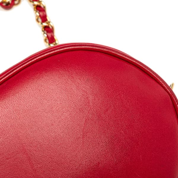 Pre-owned Chanel CC Lambskin Tassel Oval Camera Bag Red