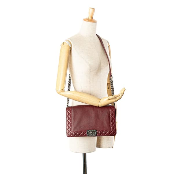 Pre-owned Chanel Medium Calfskin Boy Reverso Flap Red