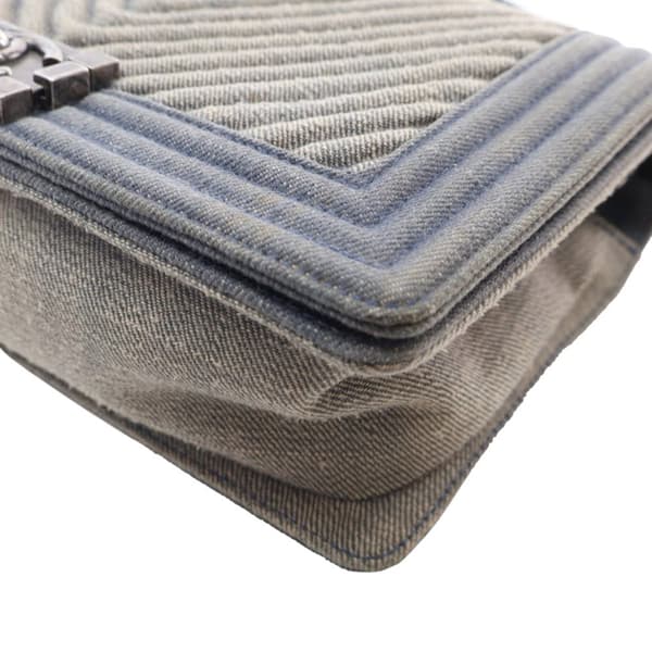 Pre-owned Chanel Old Medium Chevron Denim Boy Flap Blue
