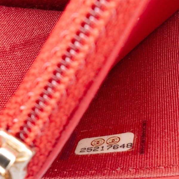 Pre-owned Chanel CC Mixed Quilt Caviar Wallet On Chain Red