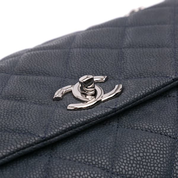 Pre-owned Chanel Quilted Iridescent Caviar Lady Pearly Flap Black
