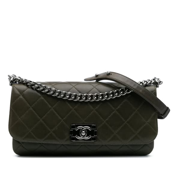 Pre-owned Chanel Quilted Lambskin Soft Boy Flap Brown