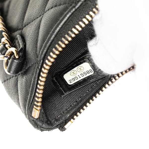 Pre-owned Chanel CC Quilted Lambskin Phone Holder with Chain Black