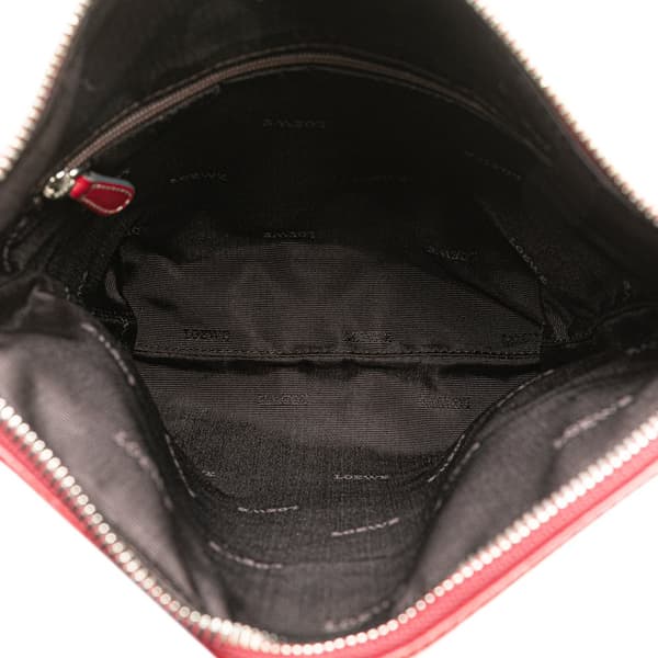 Pre-owned LOEWE Leather Crossbody Red