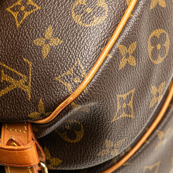 Pre-owned Louis Vuitton Monogram Saumur 30 Brown