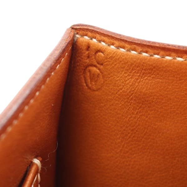Pre-owned Hermès Courchevel Medor Crossbody Brown