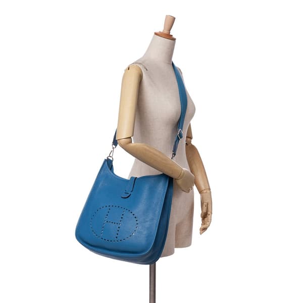 Pre-owned Hermès Clemence Evelyne III GM Blue