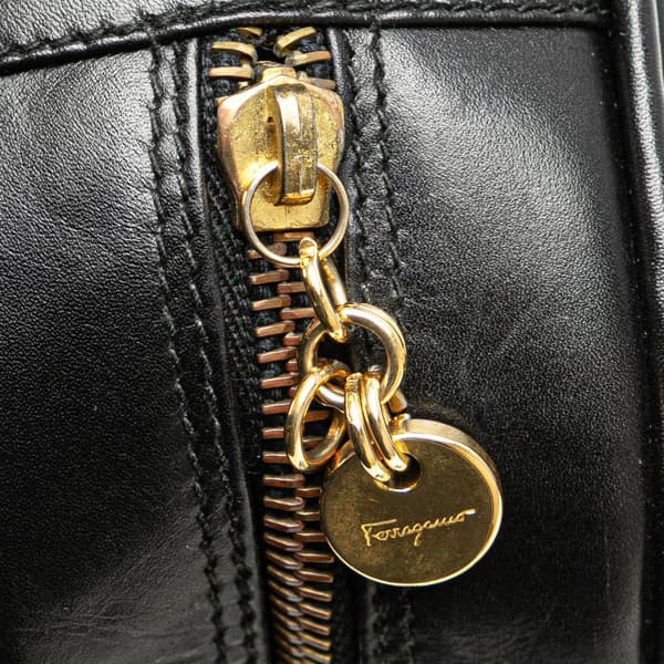 Pre-owned Ferragamo Leather Gancini Crossbody Black
