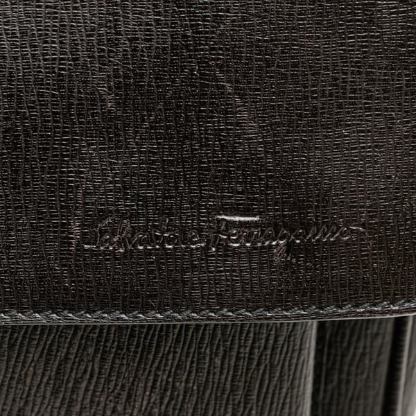 Pre-owned Ferragamo Leather Messenger Bag Brown
