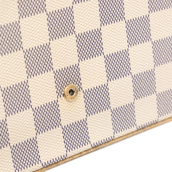 Pre-owned Louis Vuitton Damier Azur Pochette Felicie White