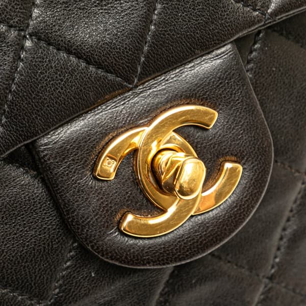Pre-owned Chanel Mini Square Classic Lambskin Single Flap Black