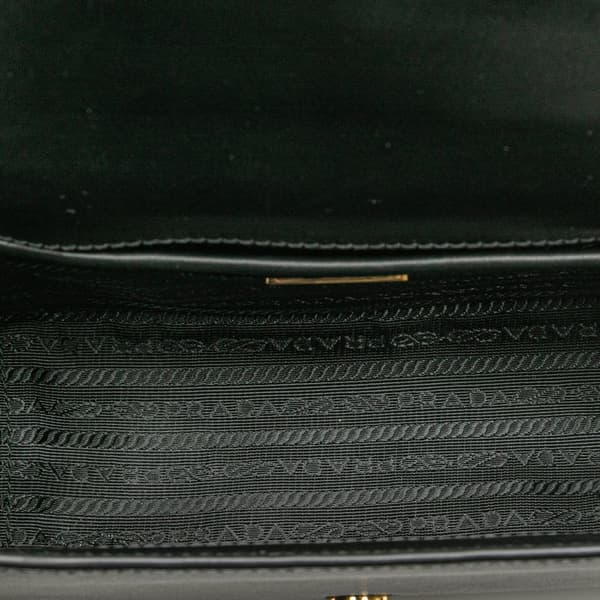 Pre-owned Prada Saffiano Envelope Chain Crossbody Black