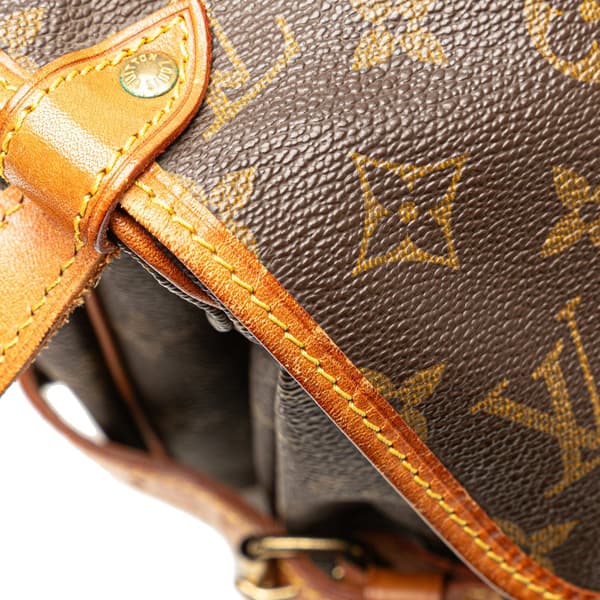 Pre-owned Louis Vuitton Monogram Saumur 30 Brown