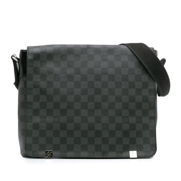 Pre-owned Louis Vuitton Damier Graphite District MM Black