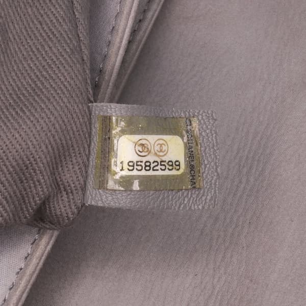 Pre-owned Chanel Jumbo Quilted Calfskin Triple Stitched Flap Gray