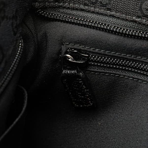Pre-owned Gucci GG Canvas Crossbody Black