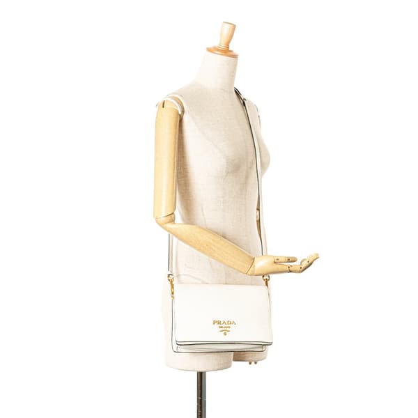 Pre-owned Prada Vitello Daino Flap Crossbody White