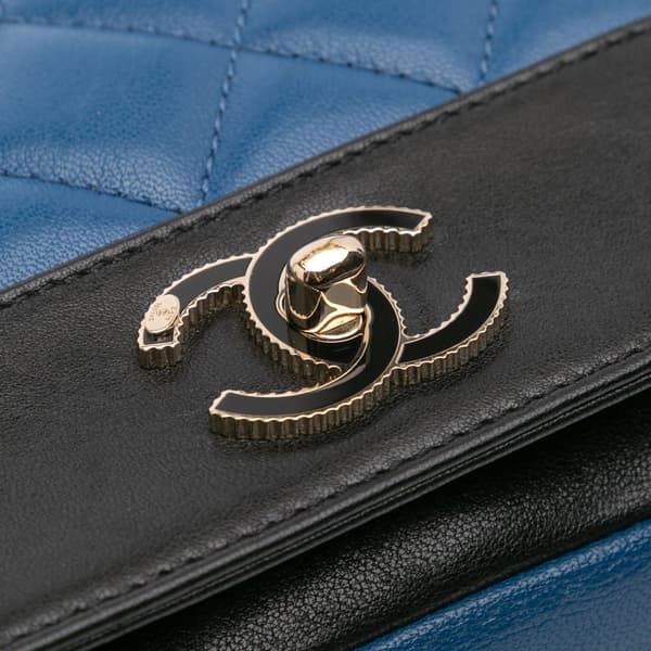 Pre-owned Chanel Small Bicolor Lambskin Mademoiselle Flap Blue